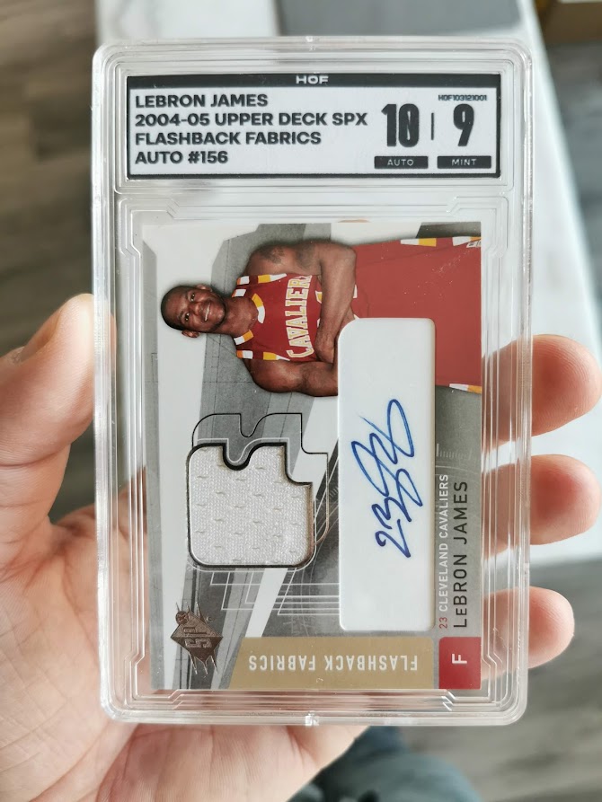 hofgrading's tweet photo. HOT DAMN! #lebron #lebronjames #auto #gradedslab #hofgrading https://t.co/bu08L8oSCF