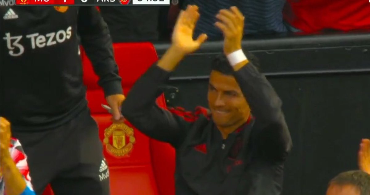 Retro United tweet media
