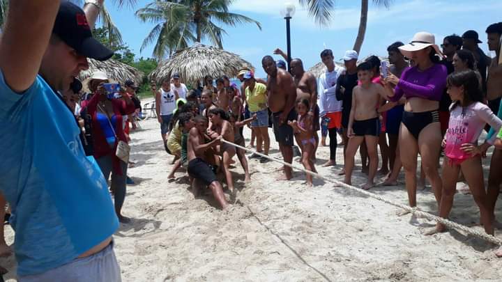 TurinoWilliam's tweet photo. El #INDER y Cultura Municipal se unen en #Trinidad, #SanctiSpíritus, #Cuba, para cerrar este #VeranoConTod@s con diversas actividades en las comunidades del surereño territorio.
@PartidoPCC @UJCdeCuba @DeivyPrezMartn1 @MEspirituana @DiazCanelB #CubaEsAmor #CubaPorLaPaz https://t.co/aWjPY2C9la