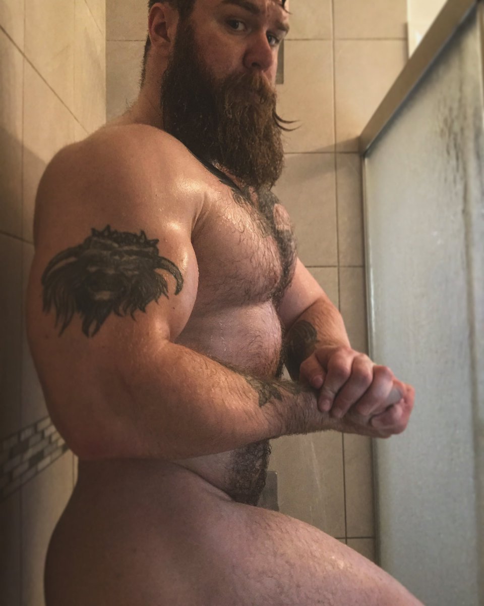KevybearJr's tweet photo. Kinda miss my beard this length. Should I grow it back?  🥵https://t.co/60Wvd9SoQb https://t.co/Z6lrSOKXLW