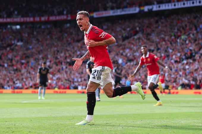 Fb0w0XeWIAAaw6B?format=jpg&name=small