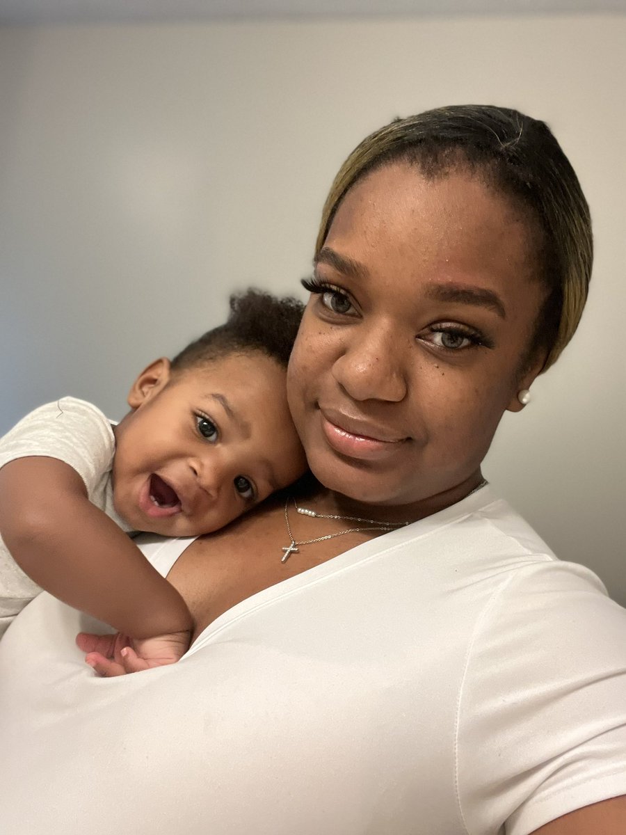 HouseOf_July's tweet photo. So I’m finally back into my Twitter y’all 😭 UPDATE: I started a business and had a whole new baby who is 1 now https://t.co/cJgmmmIijo
