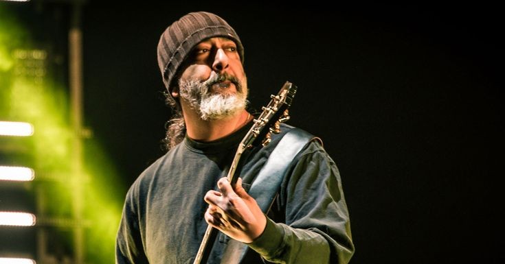 Happy birthday, Kim Thayil, what a legend you are    
