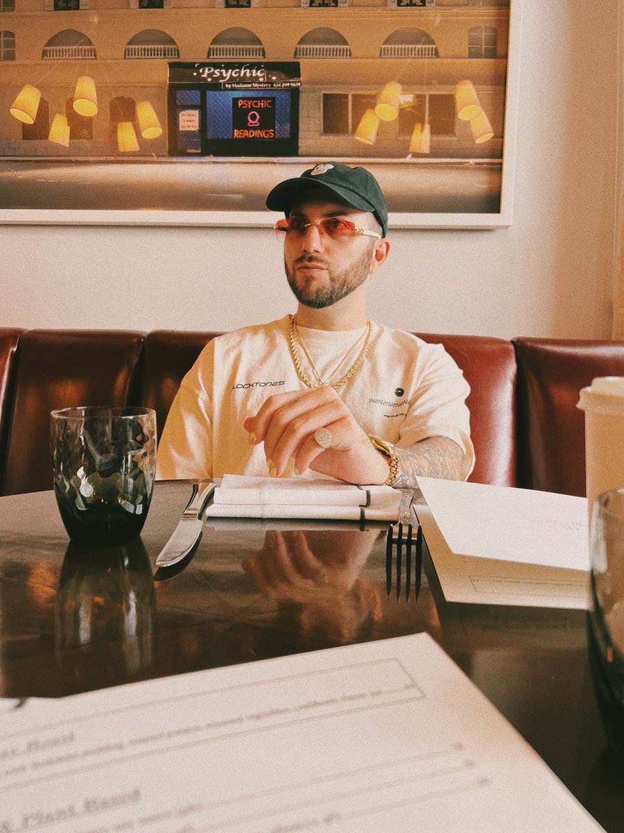 music NFTs <a href="/GinoTheGhost/">gino.eth 💽</a>