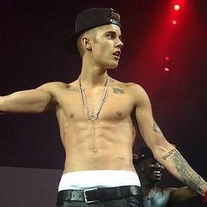 low quality bieber (@lwqbieber) on Twitter photo 