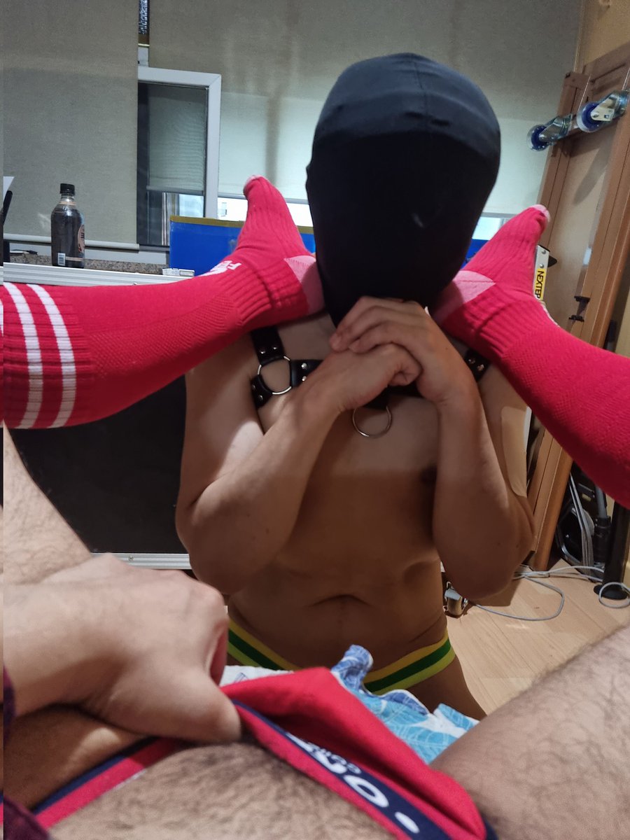 minseg79's tweet photo. 레드 그리고 복면남 
자  시작해볼까! https://t.co/2anmeoV5wv