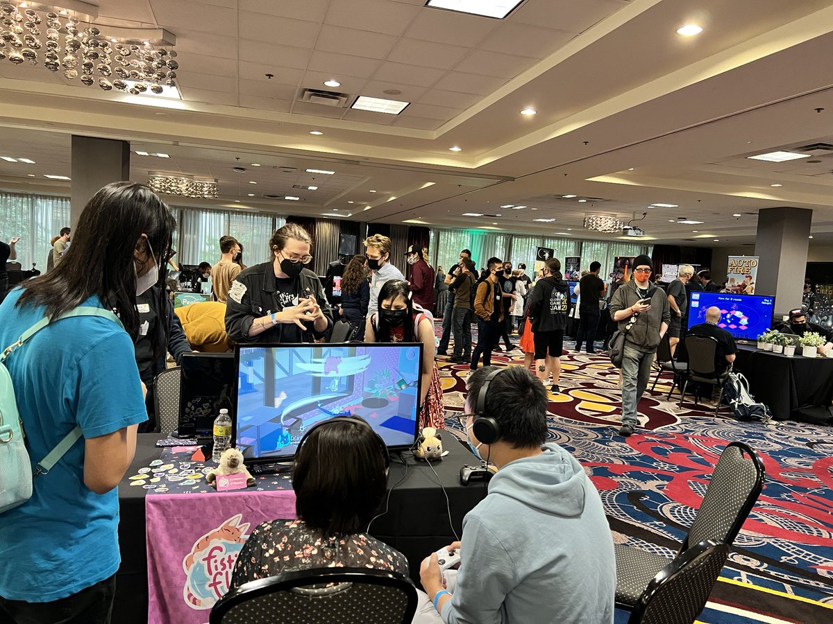 Serellan's tweet photo. Checking out the #indiedev scene at @SeattleIndies #SeattleSix. Swing by today if you are at #PAXWest! https://t.co/cRGHbGyEJ3