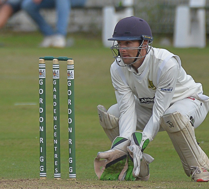 Check out the Premier Division batting, bowling and wicketkeeping qualifying averages. bradfordcl.com/blog/connolly-…
