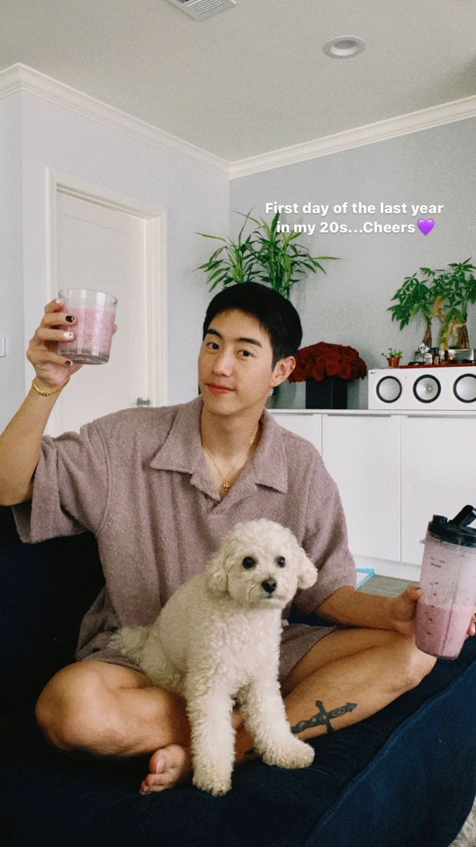 withyoumarktuan's tweet photo. 220904 Mark’s IG Story Update

“First day of the last year in my 20s…Cheers💜”

https://t.co/z5MlgNi3us

#HappyBirthdayMarkTuan 
#MARKing29years 
#MarkTuan @marktuan @dnaofficial https://t.co/O7qTXzJ7qi
