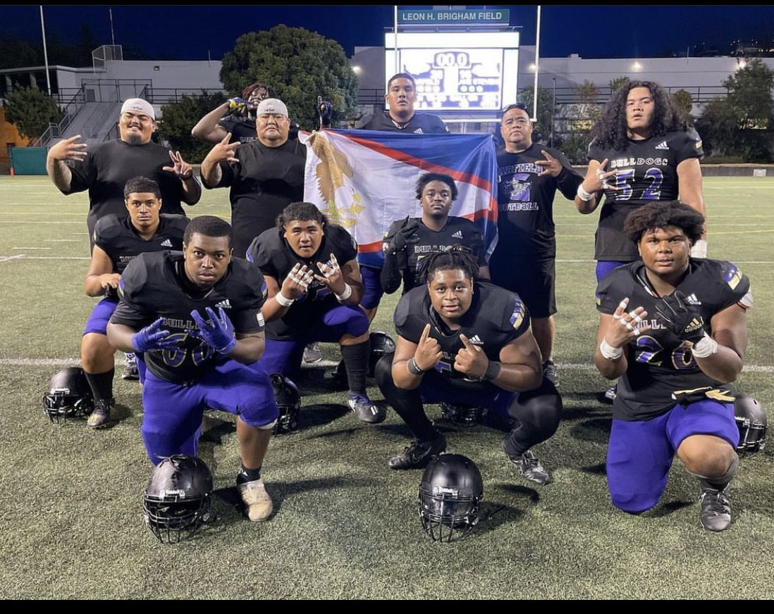Had a great game yesterday with my brothers on the trenches. #ottn @Afakasi_Beast <a href="/coachbsavelio/">Coach Bill Savelio</a> <a href="/ReggieWithersp2/">Reggie Witherspoon Jr</a>
