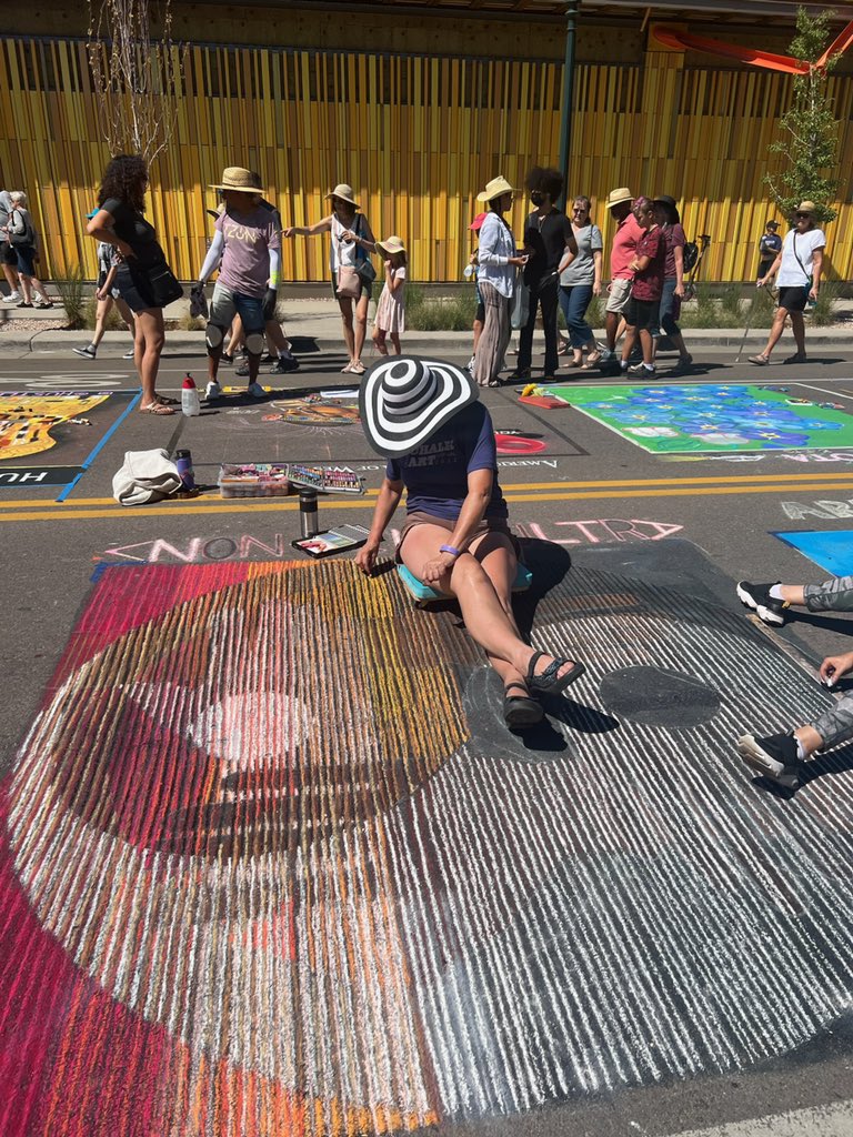 CherryArts's tweet image. Denver Chalk Art festival continues today and tomorrow! denverchalk.art ❤️