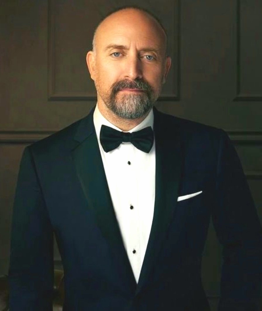 Atessnyz2013's tweet photo. #HalitErgenç 😎
#VatanımSensin #BergüzarKorel #muhteşemyüzyıl #DisneyPlusDay #kanunisultansüleyman #1001notes
#DisneyPlusTR #DisneyPlus https://t.co/QP4aMrACyL