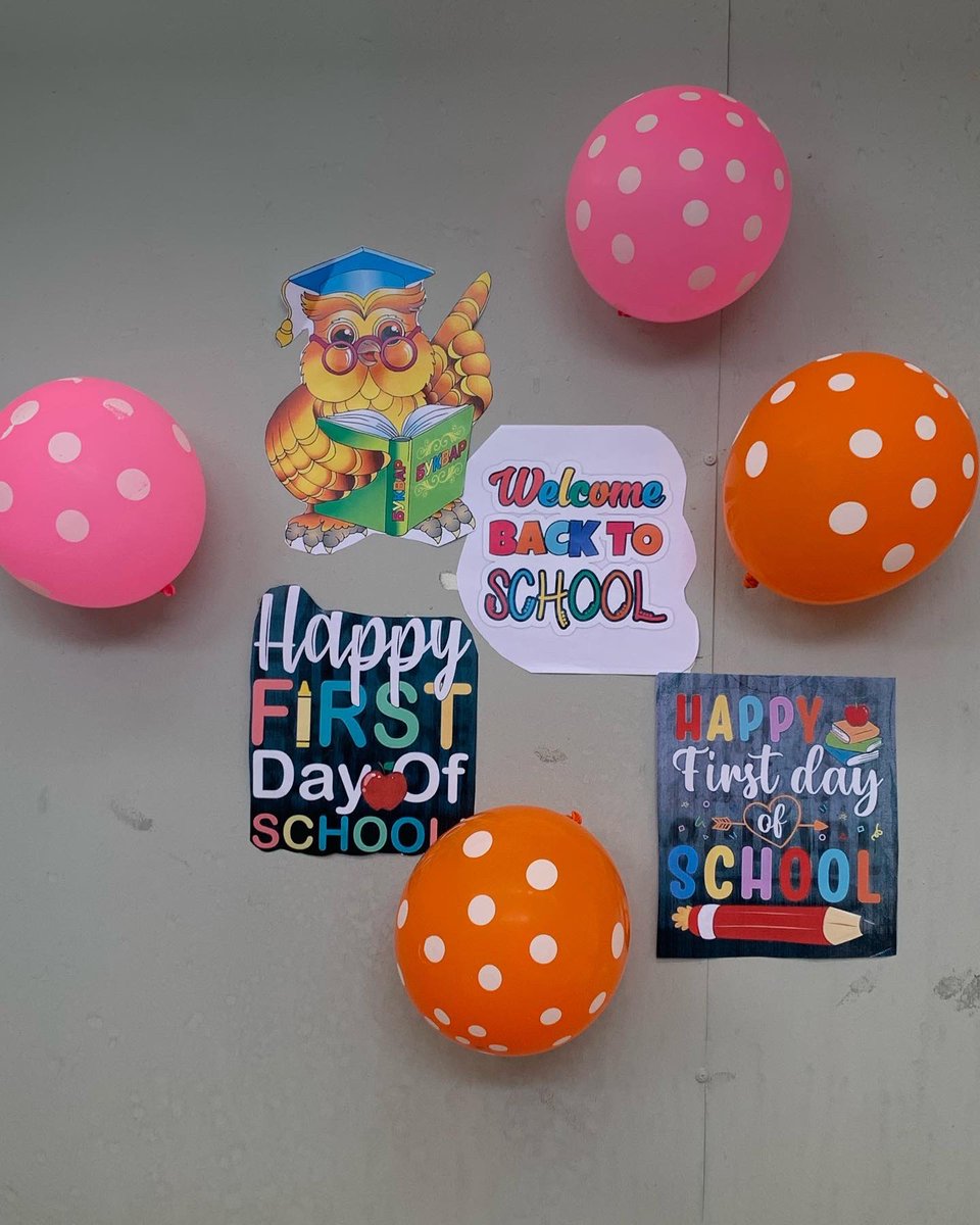 talalschool1's tweet photo. #عوداً_حميداً  قامت مدرسة طلال بإستقبال طلابها الاعزاء بالترحيب و تقديم الهدايا البسيطه لهم https://t.co/2fK72biZkP
