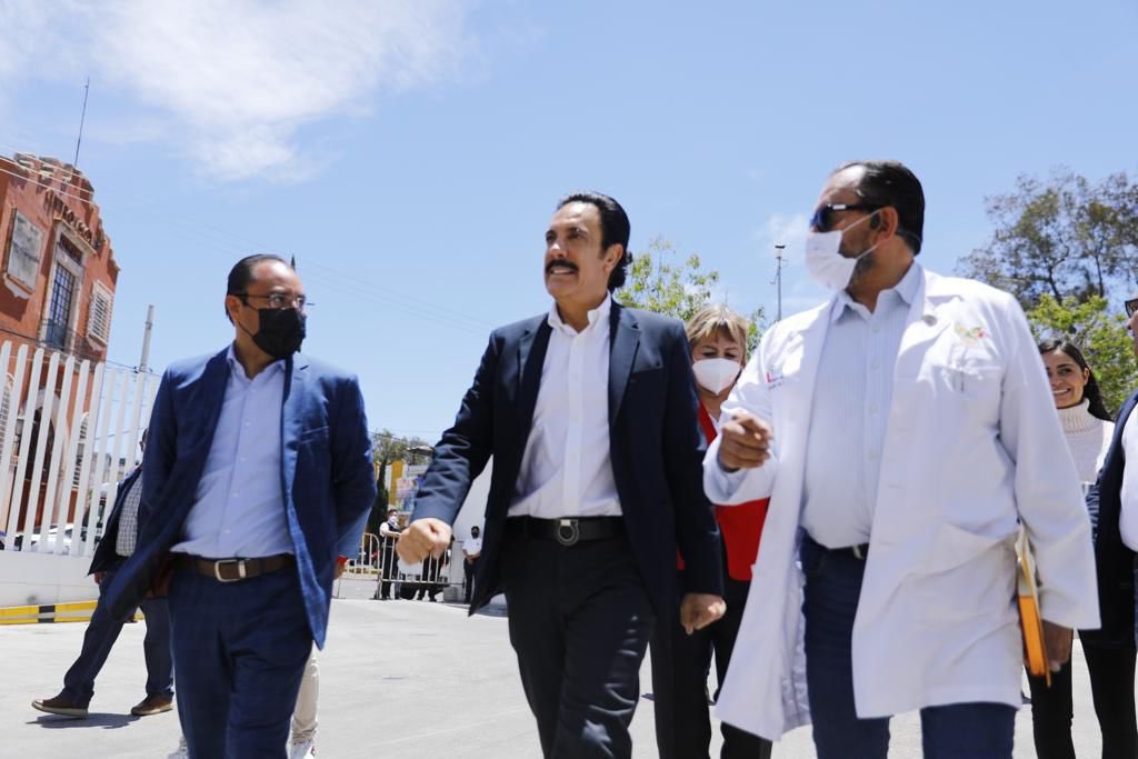 En los últimos seis días estoy poniendo en marcha cuatro obras públicas que permiten que el derecho a la salud sea posible en Hidalgo: el Hospital Regional de Zimapán 🏥, el Laboratorio Estatal de Salud Pública 🔬🏥, el Hospital General de Pachuca 🏥.