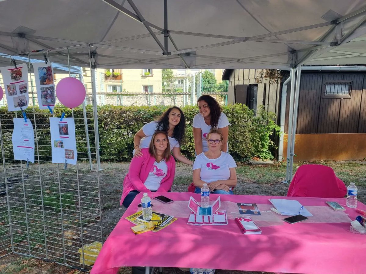 FemmesLibresMDV's tweet photo. 2 jours pour vous présenter notre association @FemmesLibresMDV ☺️ lors des forums des associations édition 2022! 
Merci @Villeparisis77 ainsi qu'à la ville de Vaires-sur-Marne et Villevaudé de nous avoir accueillies ❤️ 
#assos #forums #villeparisis #femmes #stopviolence https://t.co/KEJgcShavm