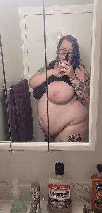 Prettykittykattxo’s pics and videos