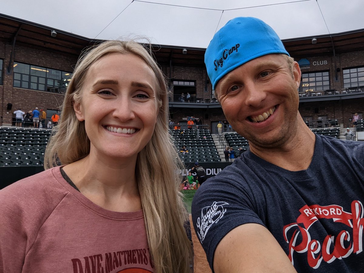 DBayneSports's tweet photo. Great catching up with @13WREX alum @LindseyClarkk at the final @beloitskycarp home game of the season. Just like old times! https://t.co/HVYX6eBK07