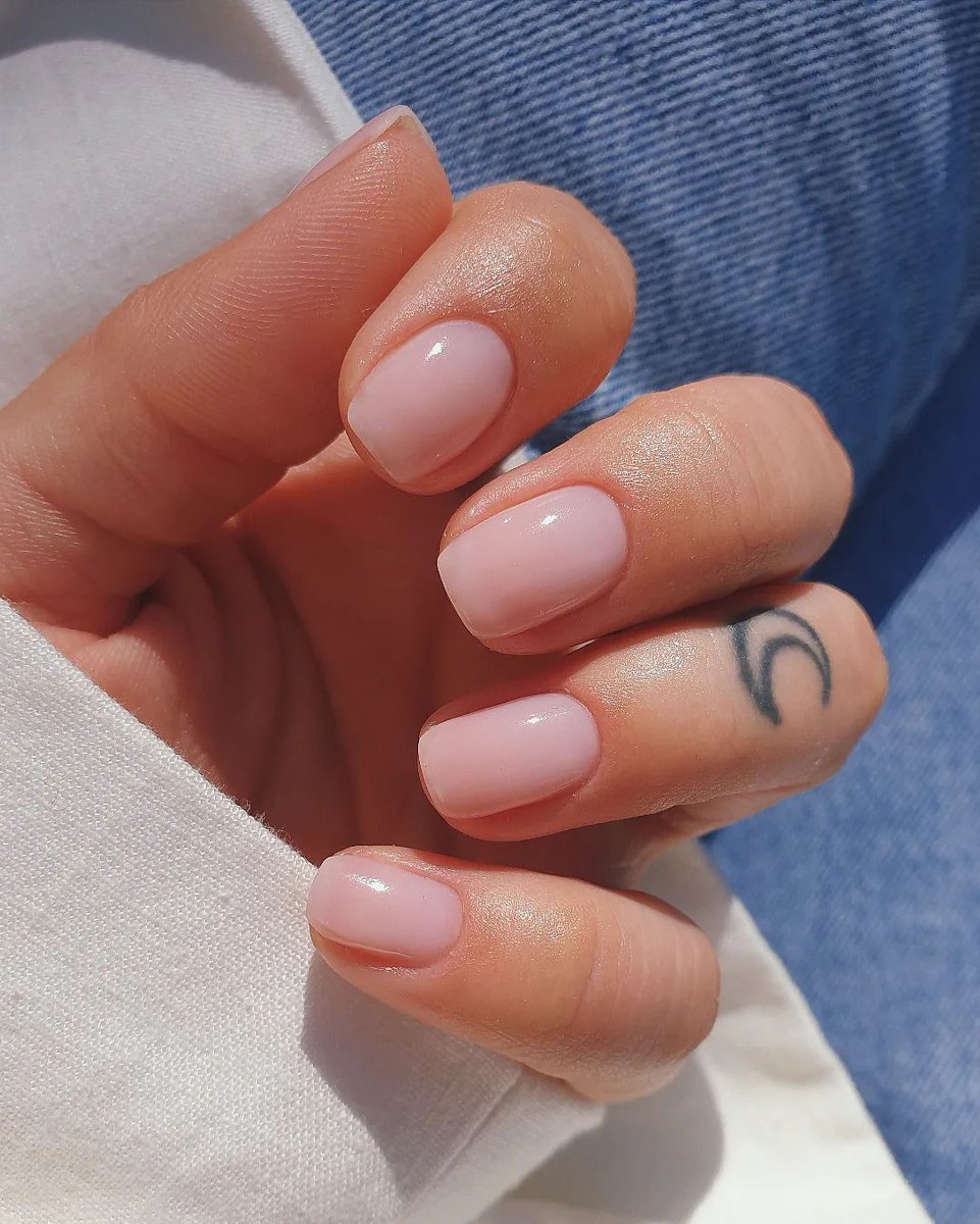 OPI_PRODUCTS's tweet image. Hit the road with #PutItInNeutral, a versatile soft beige pink that looks good, no matter where life takes you. 

Shade: @sayyesnails

#OPI #OPIObsessed #ColorIsTheAnswer #Nails #NailPolish #NeutralNails #NeutralMani #PinkNails #PinkMani #BeigeNails #BeigeMani #Mani