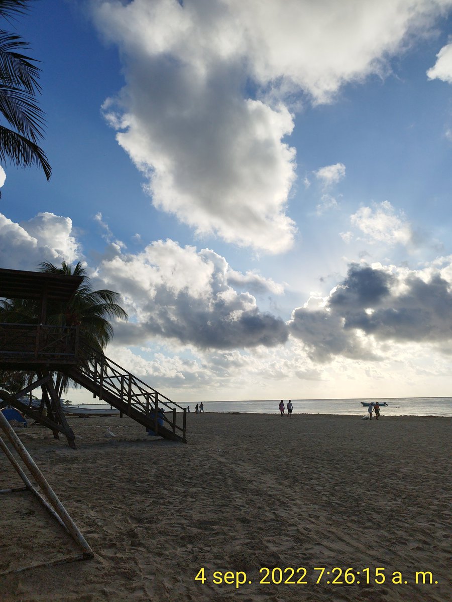 Que esas mágico que poder disfrutar las bellezas de México hoy desde playa del Carmen Quintana Roo