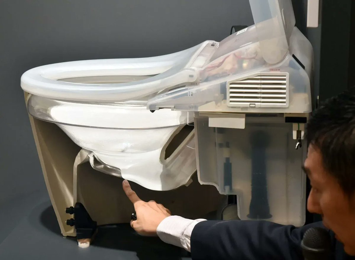 Why sales of Japanese toilets are booming in America  

buff.ly/3Bn9vm1