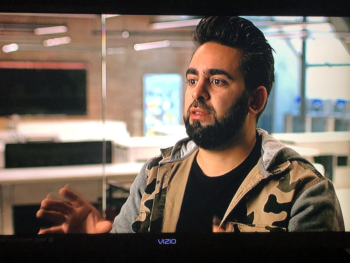 reneandroide's tweet photo. Hombre @StripMarvel de donde sacas tiempo y energía para además de todo lo qué haces, salir en el show de #Netflix como Repostero? #AcafemiaDelChocolate https://t.co/gRkY4qrV8n