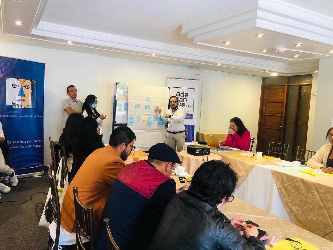 valientesec's tweet photo. Desde el proyecto ‘@AdelanteDivSex 2’, nuestra organización participó en una jornada sobre incidencia nacional con impacto en la comunidad andina. 

¡Como sociedad civil promovemos acciones afirmativas para fortalecer los DDHH!
@SendasEcuador https://t.co/lVHxeKzRud