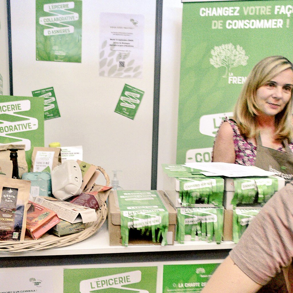 Une grande joie de voir autant d'intérêt pour les activités proposées au #forumdesassos cette année et d'avoir discuté avec autant de personnes intéressées 😍! Rdv le 13 sept 20h pour une soirée portes ouvertes à la  <a href="/FrenchCoop/">LesAmisdelaFrenchCoop</a> !