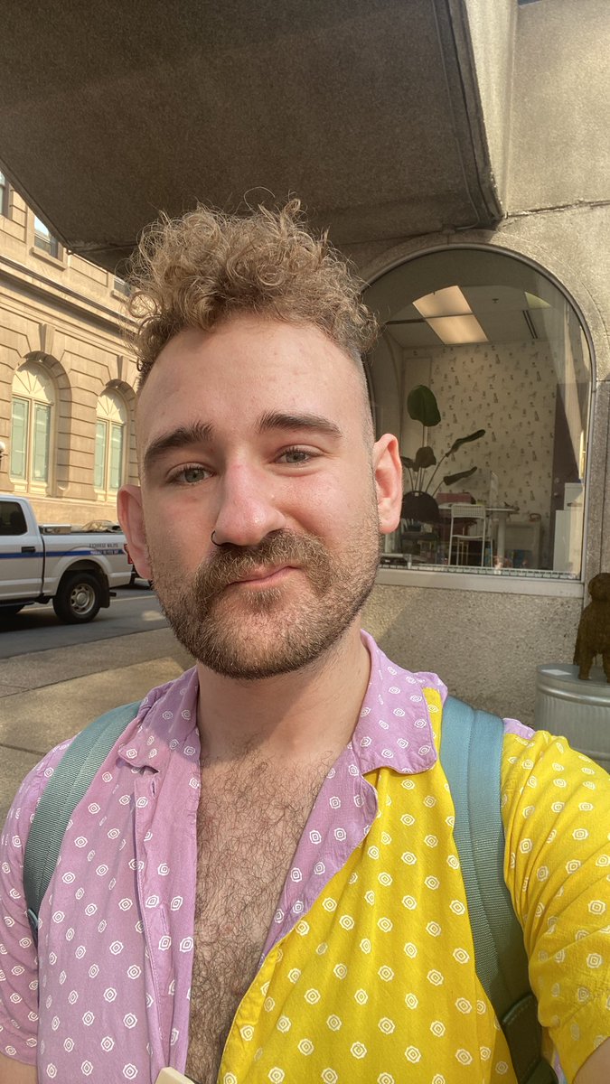 minch_19's tweet photo. This heat is gonna “sweat me out of my perm” as @CupcakKe_rapper would say https://t.co/f2q7Y9N4g0