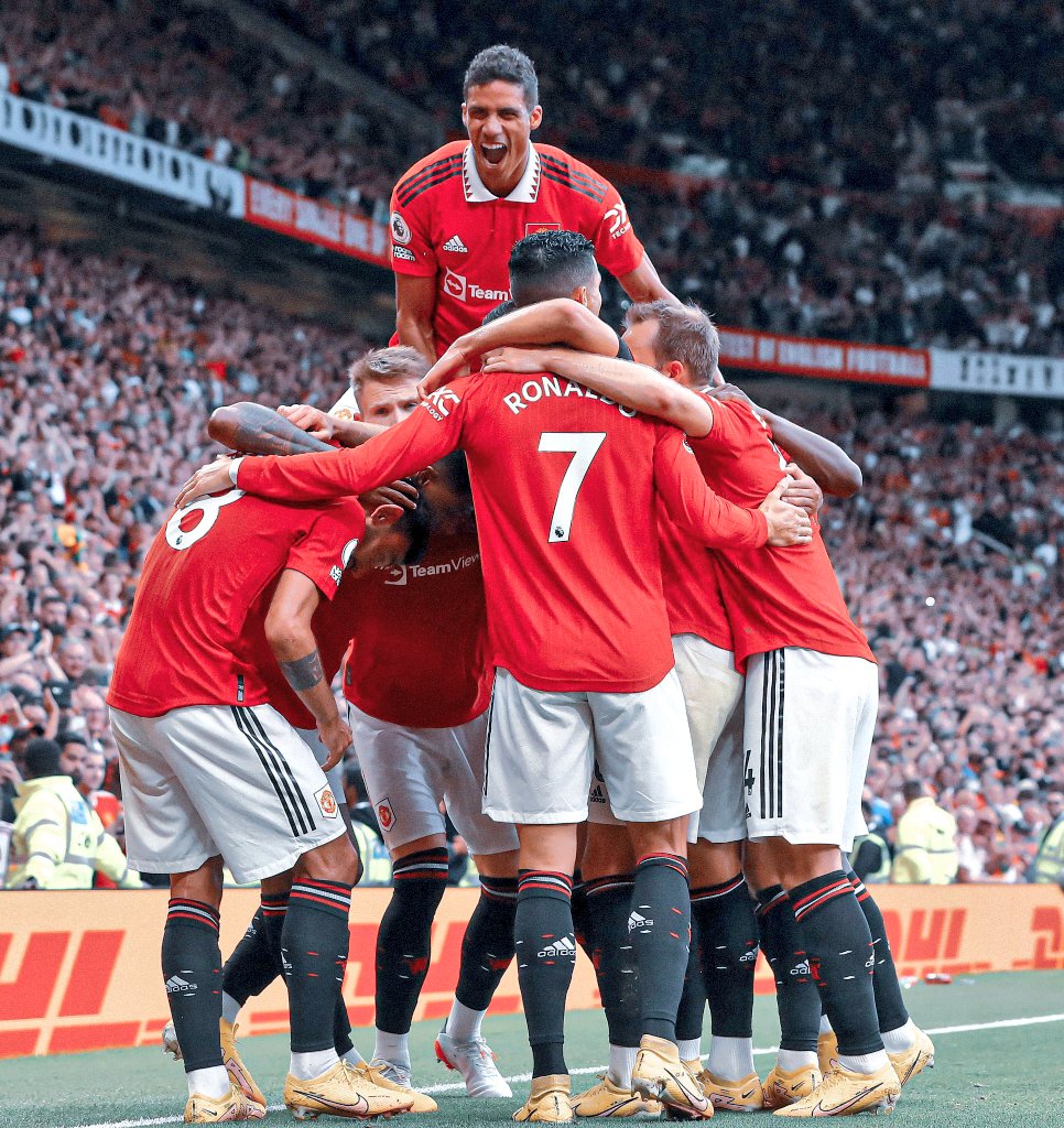 BadaMboup's tweet photo. Antony ⚽
Rashy ⚽⚽🎯
Bruno &amp; Erik 🎯🎯
Varane-Dalot 🔥🔥

Sunday☀️ Fun Day🥰😘
#MUNARS 
#MUFC 
#GGMU https://t.co/4dRRuBPwyP