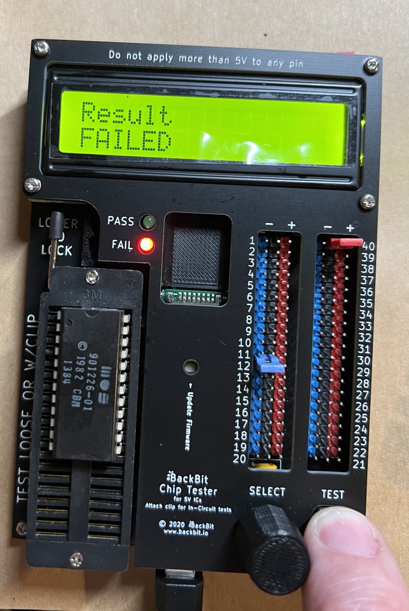 JohnKennedyEsq's tweet photo. That SX64? Yeah the BASIC ROM is busted. #retrocomputing #backbit https://t.co/2IUTxYcvvE