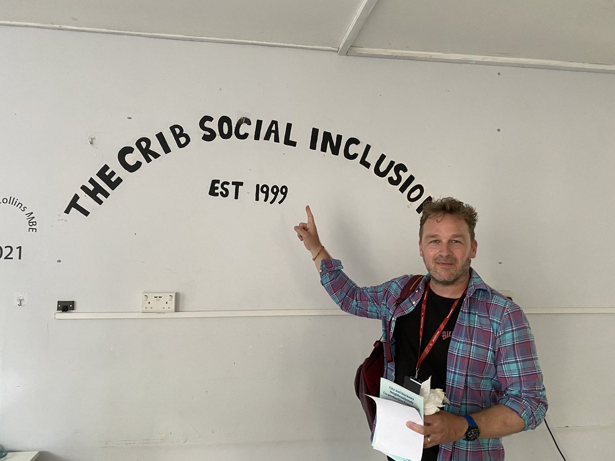 JoeWalkerUK's tweet photo. It was a busy weekend of #community events in #DeBeauvoir plus @PollyBillington & I held our first surgery of the month. Great to meet with and engage with so many local residents over the past few days. #helloagainhackney #hackneyspirit https://t.co/hP6lZamoK3