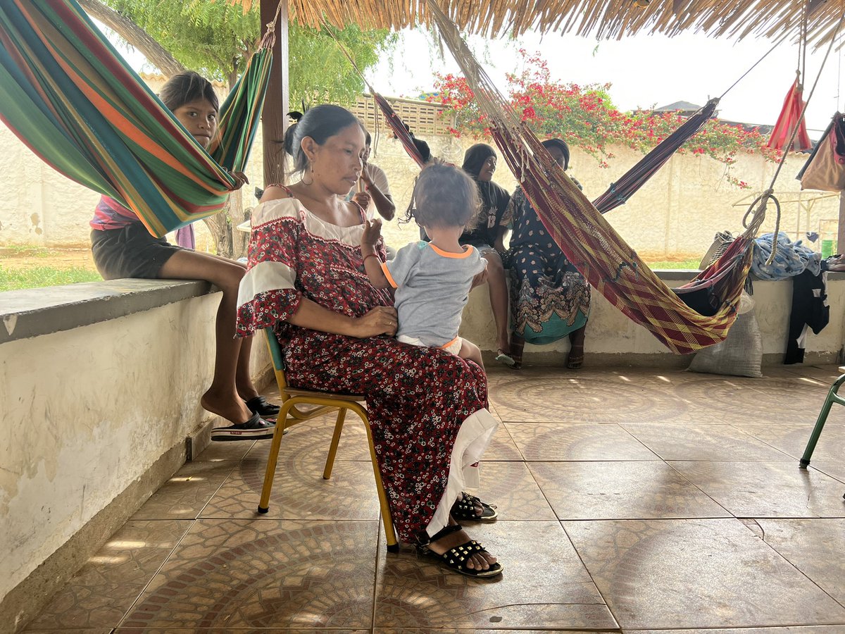 #ALERTA niños wayuu desplazados de sus territorios ancestrales por proyectos de parques eólicos refugiados en la casa de la cultura de <a href="/uribia_guajira/">Alcaldía Muncipal de Uribia</a> estan presentando síntomas de desnutrición <a href="/infopresidencia/">Presidencia Colombia 🇨🇴</a> <a href="/ICBFColombia/">Bienestar Familiar | ICBF</a> <a href="/UNICEFColombia/">UNICEF Colombia</a> <a href="/aliciamoncada/">Alicia Moncada</a> <a href="/MinInterior/">MinInterior Colombia</a>