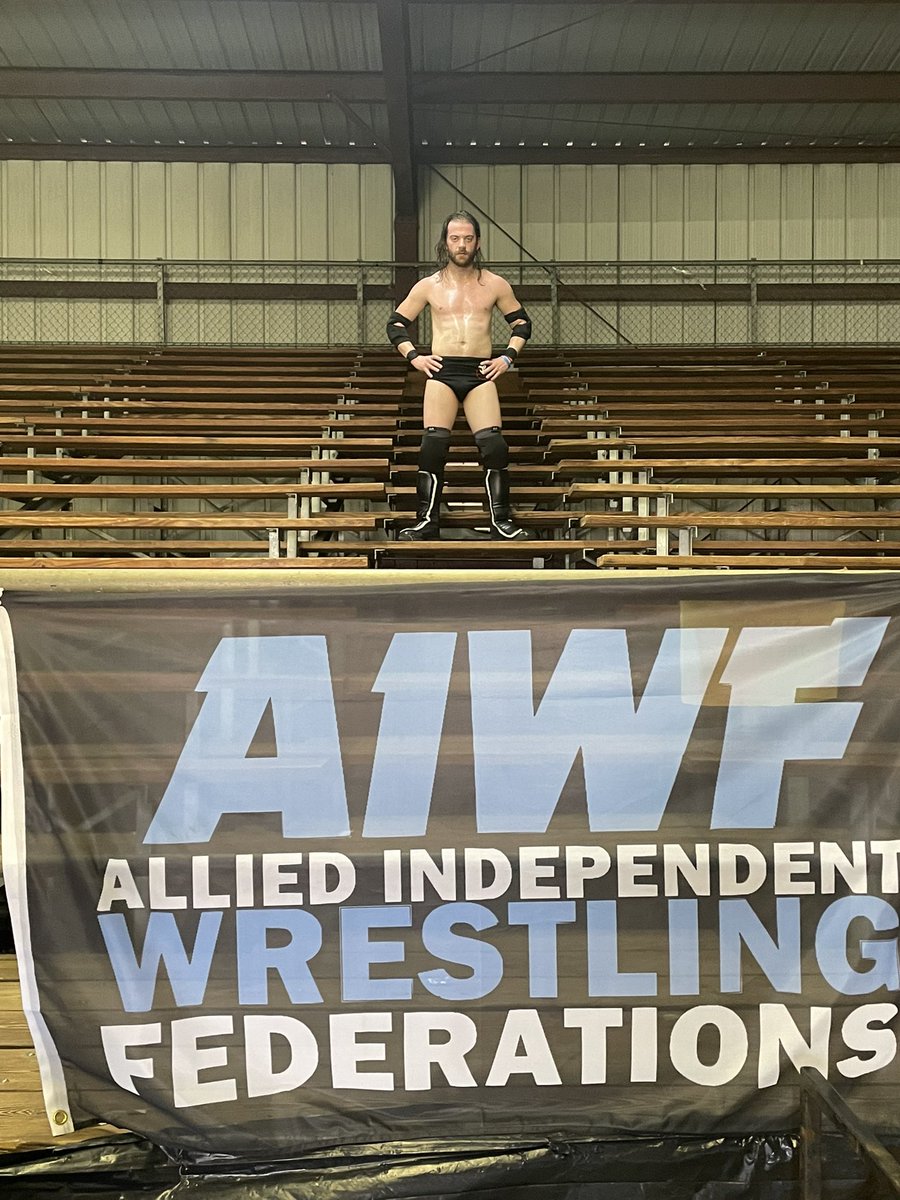 Joshstrong100_1's tweet photo. Thank you Mount Airy, NC. Feels good to be back home. 
@aiwf_mid 
9/3/2022 https://t.co/4pdrBqYDBo
