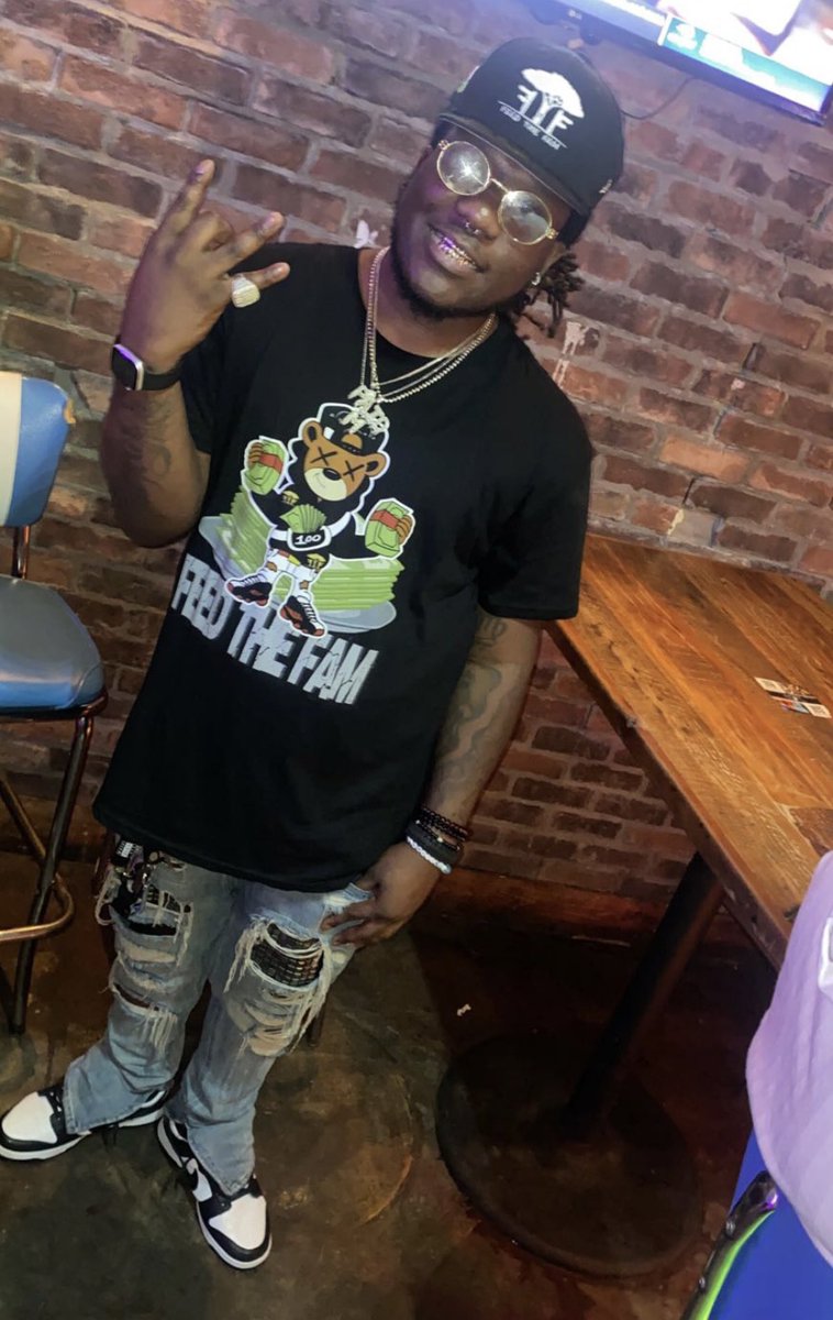 _Ayoungmarley's tweet photo. Happy 26 Birthday /Gday too Me 🎈🎉🎁🎊💰🖤💙🔥🙌🏾 https://t.co/ySQjQFTyHF