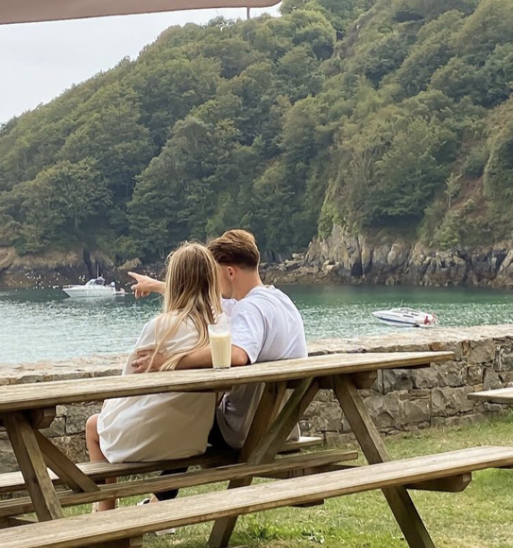 tasha and andrew were spotted in guernsey and the pictures look like they were taken straight out of a movie #loveisland