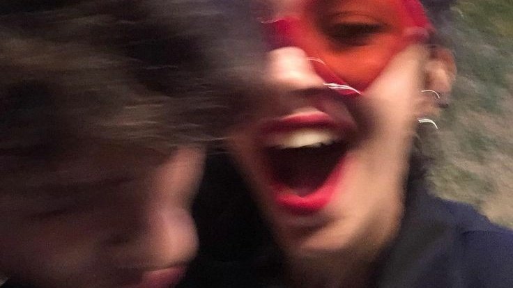 poetafolk's tweet image. — ⊹𓂅⁩  INHIBITION;
au cebônica.

onde mônica, após beber demais em uma festa, acaba desabafando sobre sua vida com seu maior inimigo.