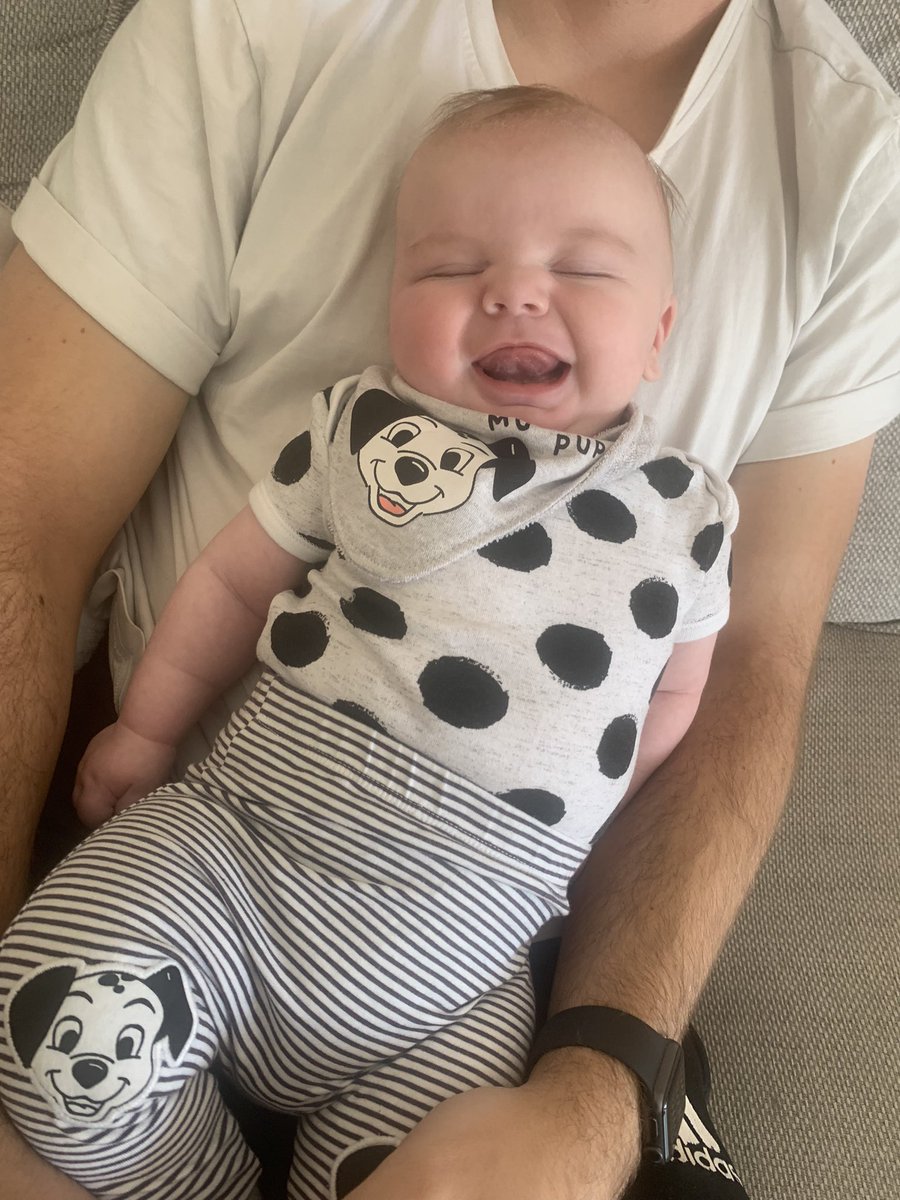 MissEvsGeog's tweet photo. Feels very weird not to be getting ready to go back to work tomorrow 🙈 But feeling very lucky I get another 7 months with this gorgeous boy 🥰 https://t.co/2Obsg25ATc