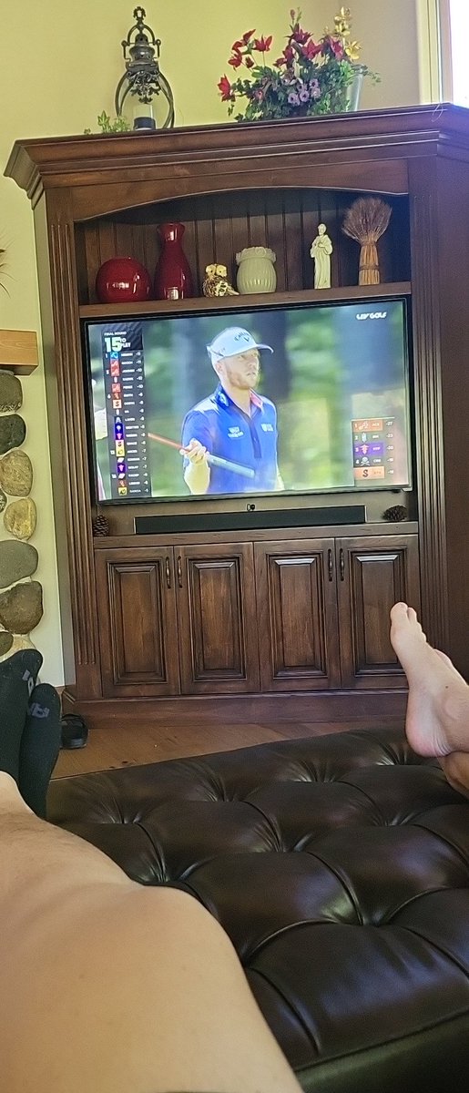 AdamThePanda's tweet photo. Live from incline village @LIVGolfInv https://t.co/SK0R6xrIcb