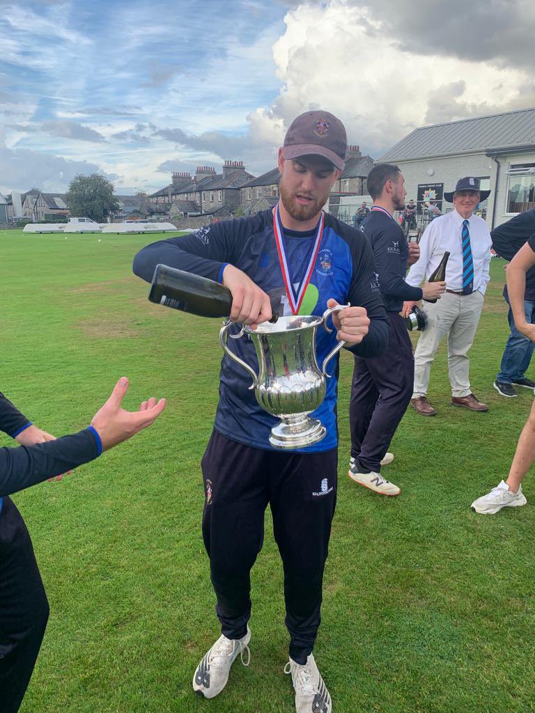 LongridgeCC's tweet photo. It’s just another winning Sunday….💙🏆

#UpTheRidge #RAISEITUP https://t.co/DpuOxHuBwN