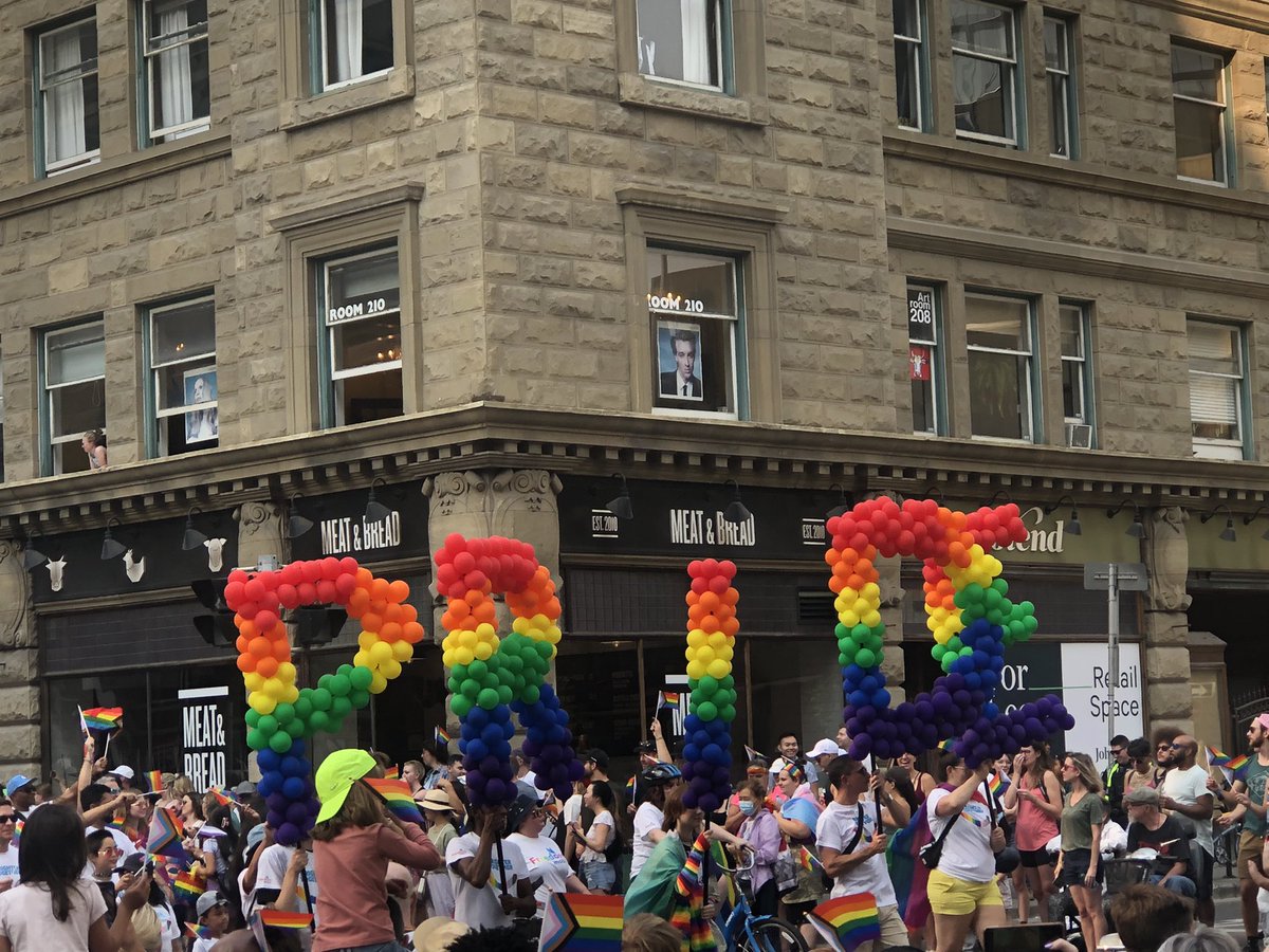 penny_baggins's tweet photo. #YYCPrideParade #YYCPride 🏳️‍🌈🏳️‍🌈🏳️‍🌈🏳️‍🌈🏳️‍🌈🏳️‍🌈🏳️‍🌈🏳️‍🌈🏳️‍🌈🏳️‍🌈🏳️‍🌈🏳️‍🌈 https://t.co/PCyRTbl83g