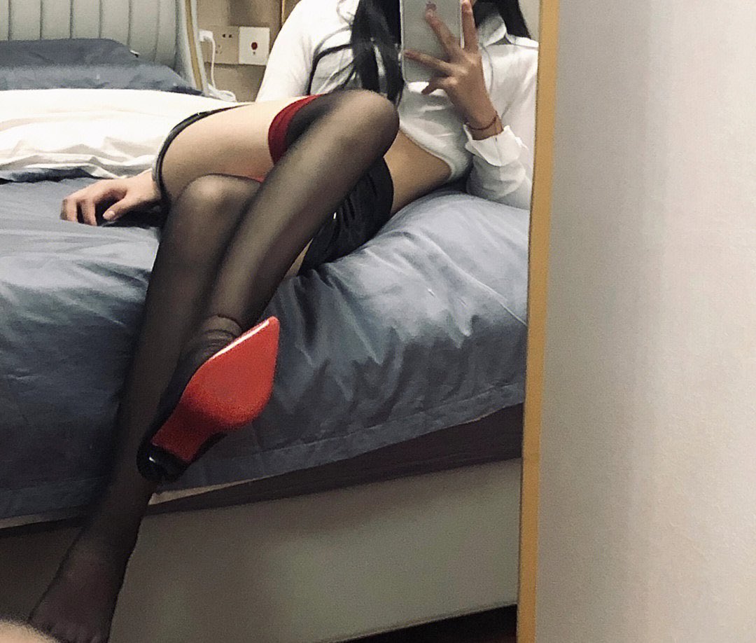 S37287579's tweet photo. 来个狗网调打发时间 #女s #男m #sm #字母圈 #调教 #辱骂 https://t.co/xx4b17wJSD