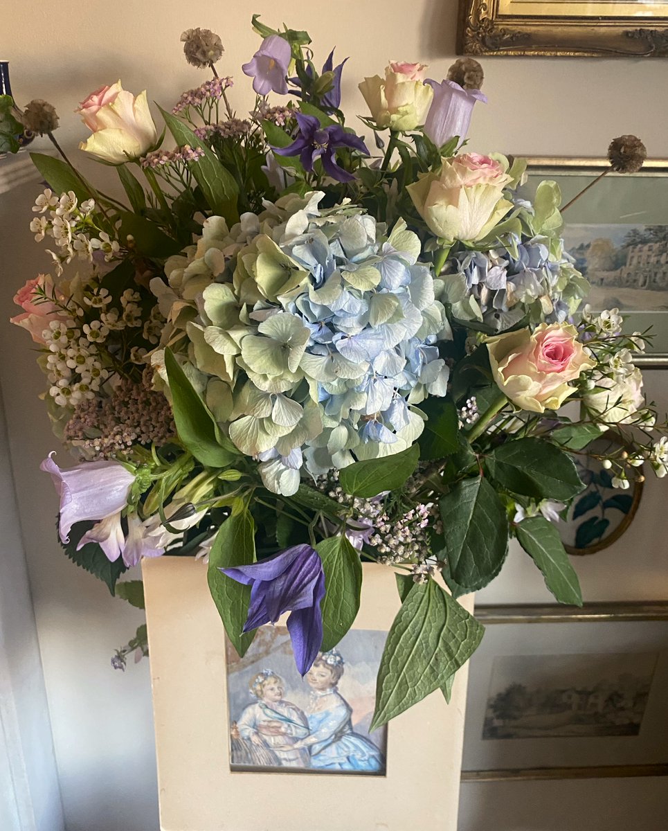 Hazel (Munn) Atkinson tweet media