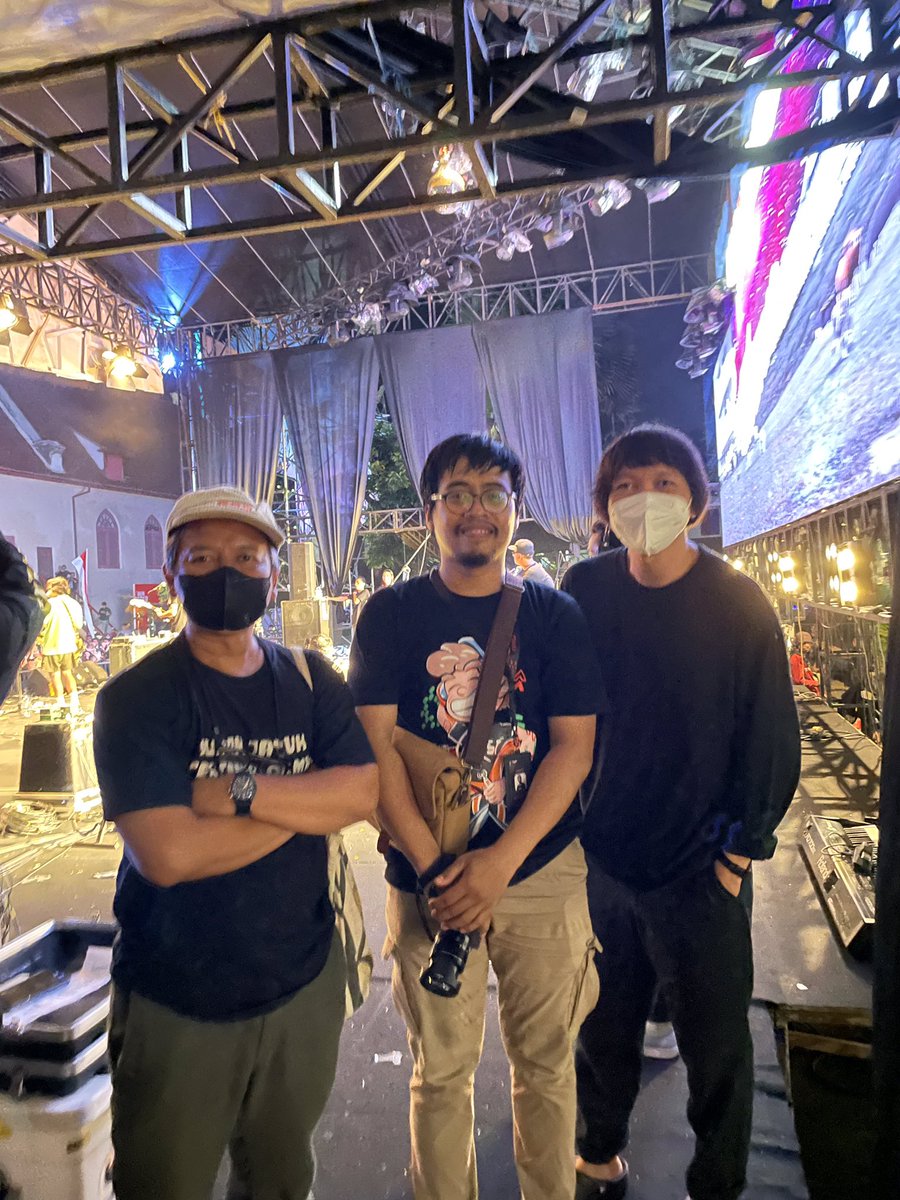 andiamming tweet media