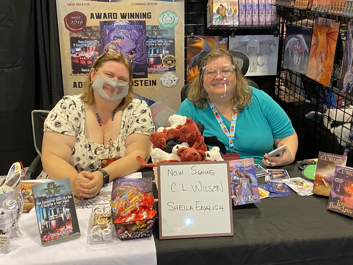 At #DragonCon2022 booth 1323 with <a href="/clwilsonbooks/">C.L. Wilson</a> signing books and comics!