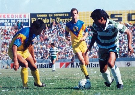 juanfloresDT9's tweet photo. Feliz cumpleaños a mi querido @ClubSantos 39 años de vida del mejor equipo del fútbol de mexico. https://t.co/xHCfOYLyK0