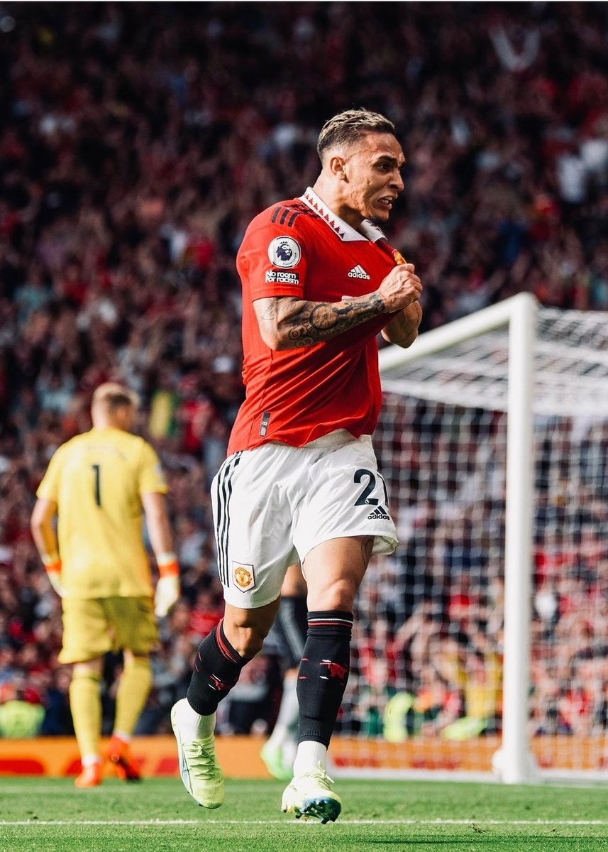 ismails41338840's tweet photo. Martinez 👏👏👏

Beritanya hanya disini ya
https://t.co/nULGQvD6EK

#Martinez 
#GGMU 
#MUFC 
#MUNARS 
#ManchesterUnited https://t.co/zidHYwc45h