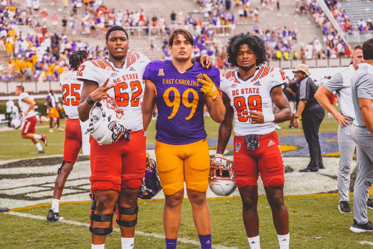 Great pic of some of the guys yesterday!  <a href="/jaleeldavis2/">Jaleel Davis</a> <a href="/jdlampley21/">J.D. Lampley</a> <a href="/JakolbeB/">Jakolbe Baldwin</a> Still Raiders!