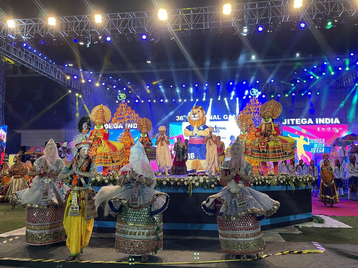 Take a look at the mesmerizing moments & takeaways from the #36thNationalGames Anthem & Mascot launch event 🤩🤩 #NationalGames2022 will be hosted in Gujarat from 29th Sept to 12th Oct Stay tuned for updates!! #IndianSports #NationalGames