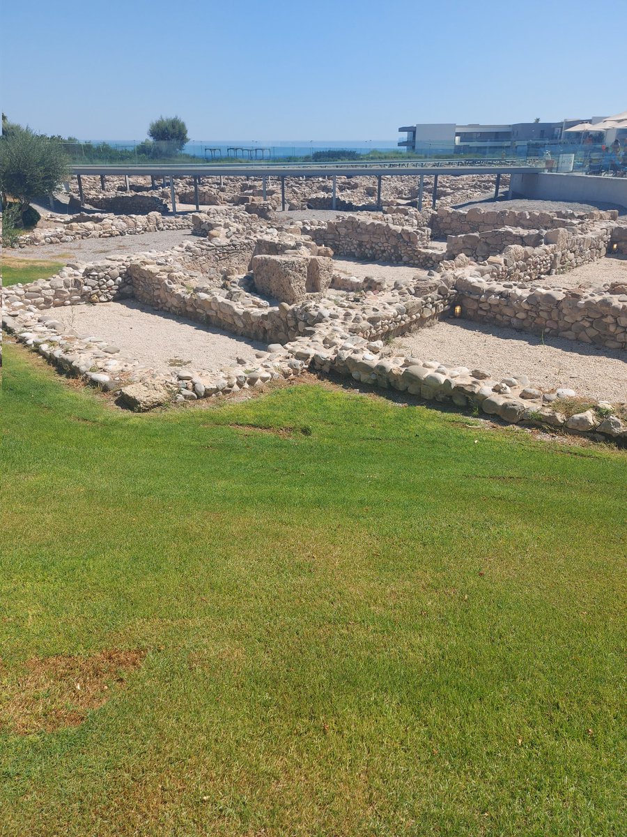 CSandersTrinit1's tweet photo. Lindos Acropolis, 5th Century Ancient Greek settlement,๐ฌ๐ท& Conwy Castle๐ด๓ ง๓ ข๓ ท๓ ฌ๓ ณ๓ ฟ anyone else @TheTrinityL5 spot any good historical sites over the summer? #trinityhistory๐ฐ๐ https://t.co/VgA7nEGLq4