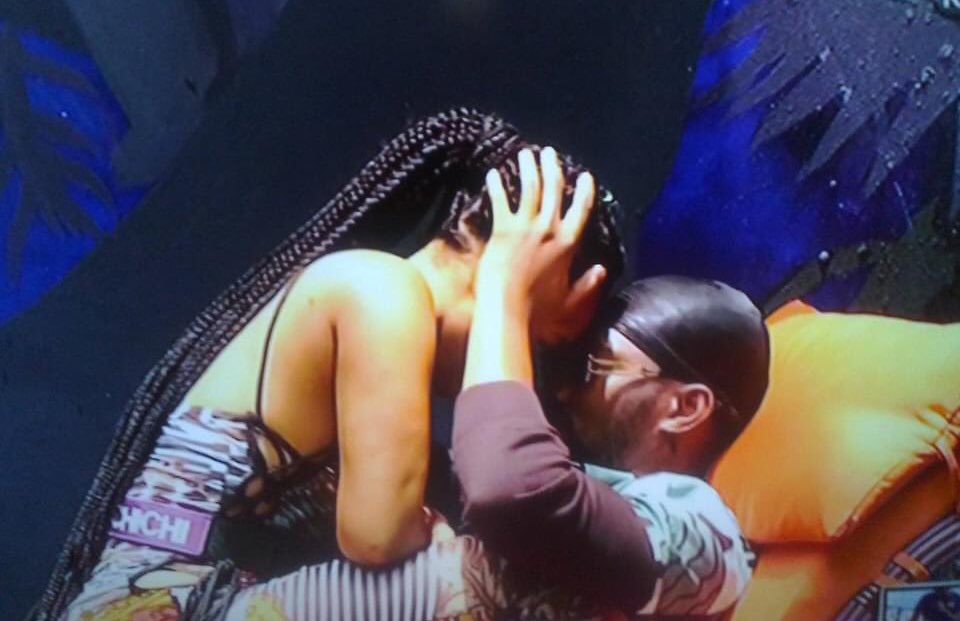 chichiofficiall's tweet photo. When you’ve lost so much in life, getting attached is the last thing you want, yet in a game like this, you need at least one person you can always rely on.

Chi Chi just lost that one person, its gonna be tough but she’ll be fine❤️@Deji_Morafa Thanks for being a friend #BBNaija https://t.co/bsootYLpog